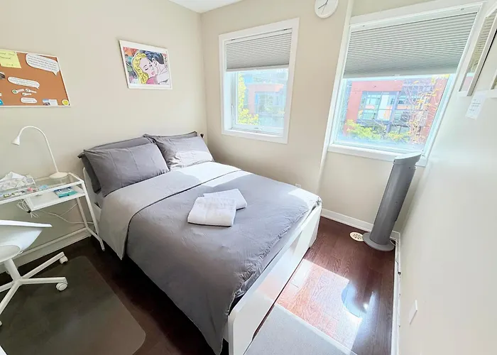 Home In Downtown Toronto